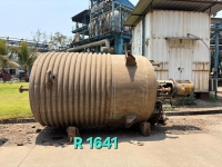 plant-machinery-reactor-tanks-scrap-material